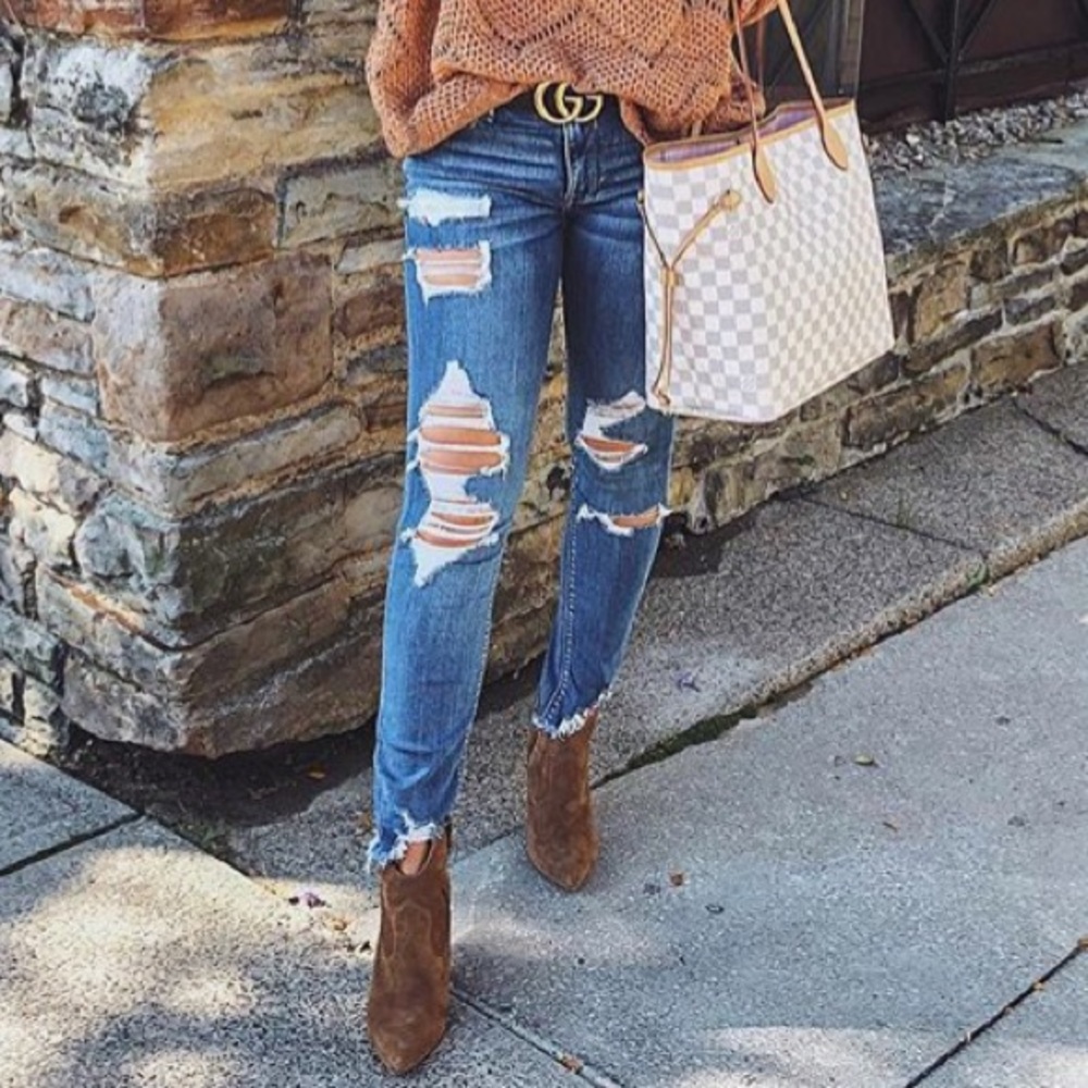 Express destroyed raw hem jeans
